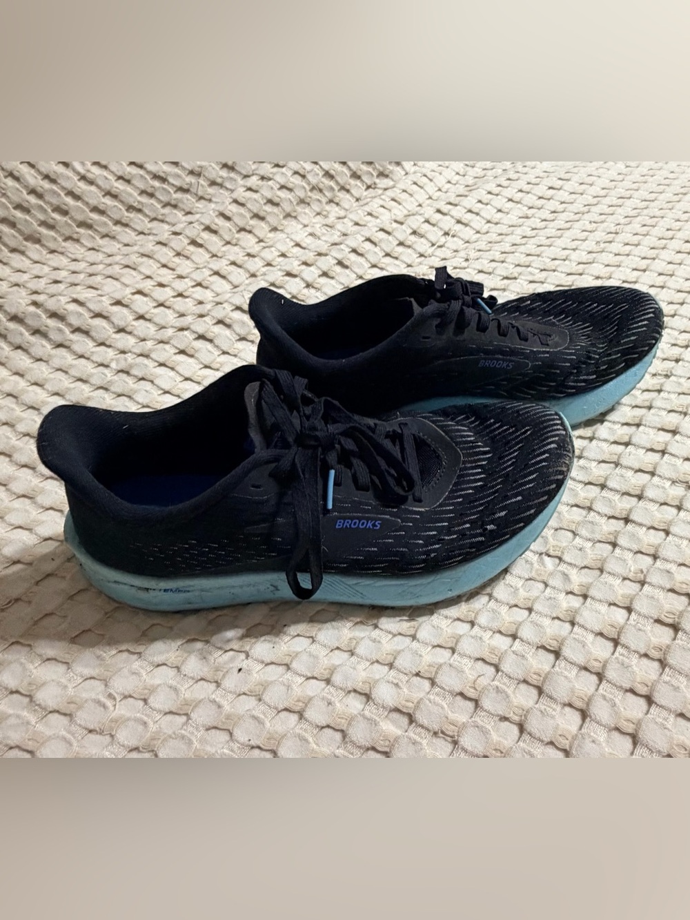 Brooks Hyperion - Picture 3 of 6
